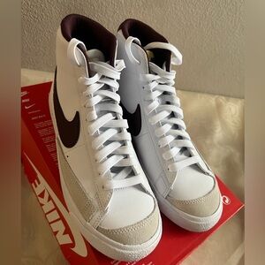 New Nike shoes for women’s